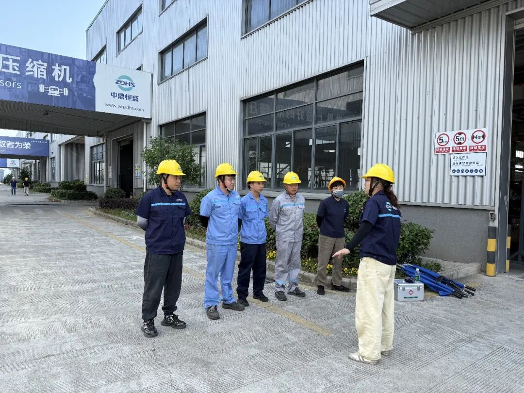 以练筑防 安全护航｜中鼎恒盛开展高温中暑应急实战演练